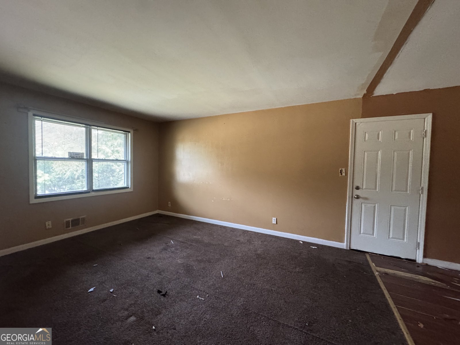 371 Roxbury Drive Riverdale - 3