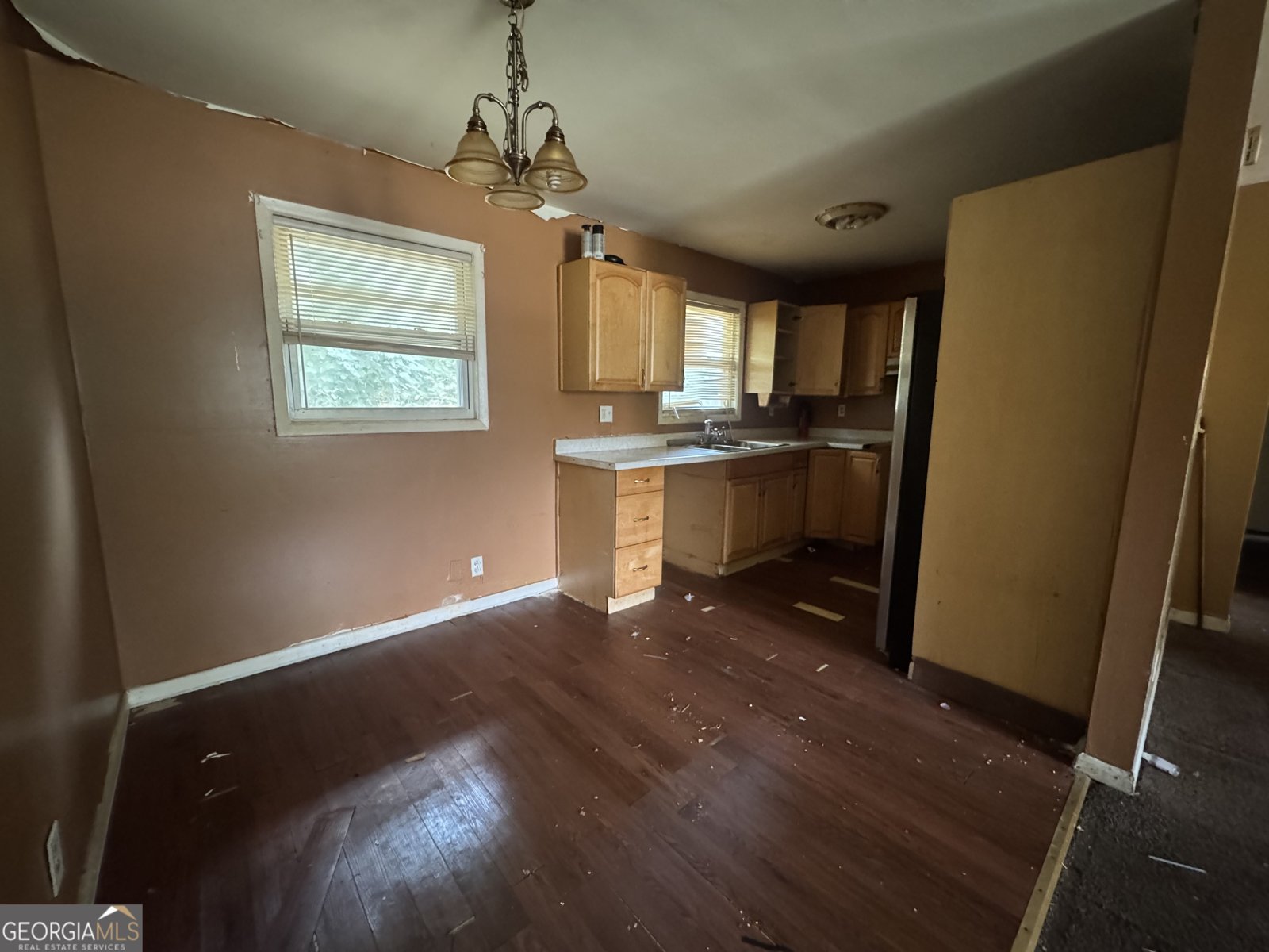 371 Roxbury Drive Riverdale - 4