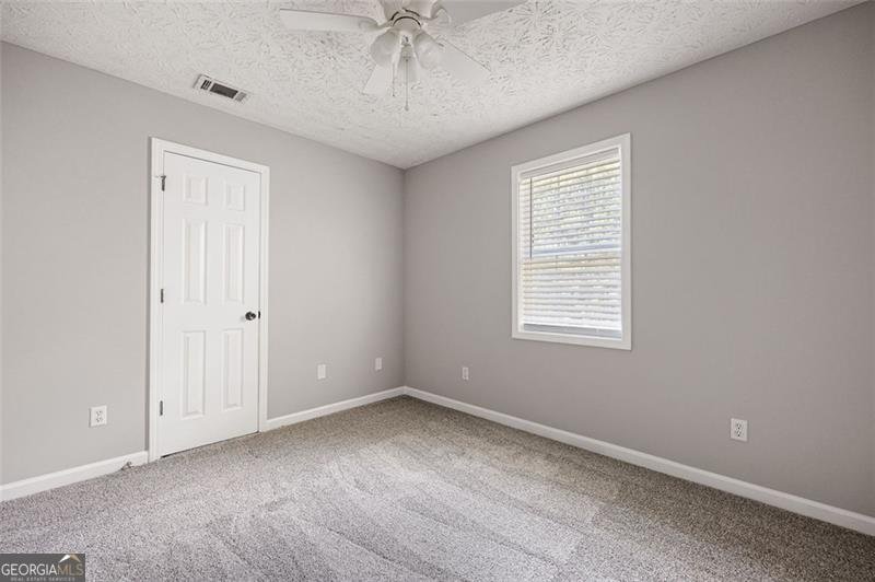 121 GREATWOOD Drive White - 19