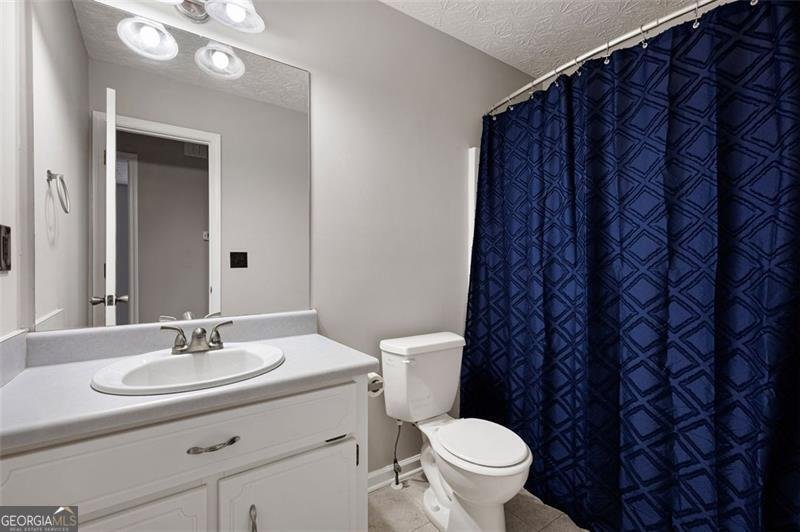 121 GREATWOOD Drive White - 20