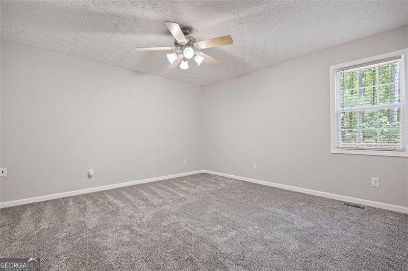 121 GREATWOOD Drive White - 23