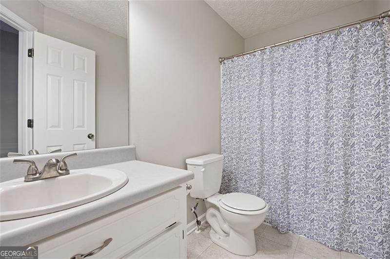 121 GREATWOOD Drive White - 24