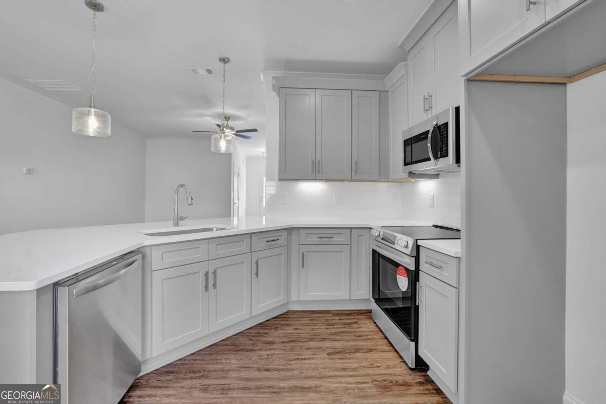 310 Heron Street Ball Ground - 10