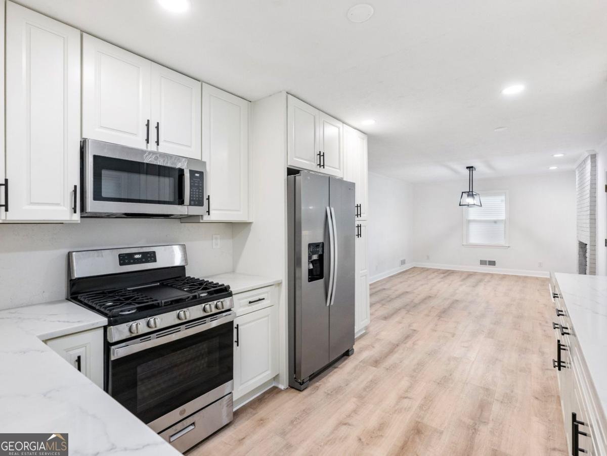 3300 Renoir Court Decatur - 17
