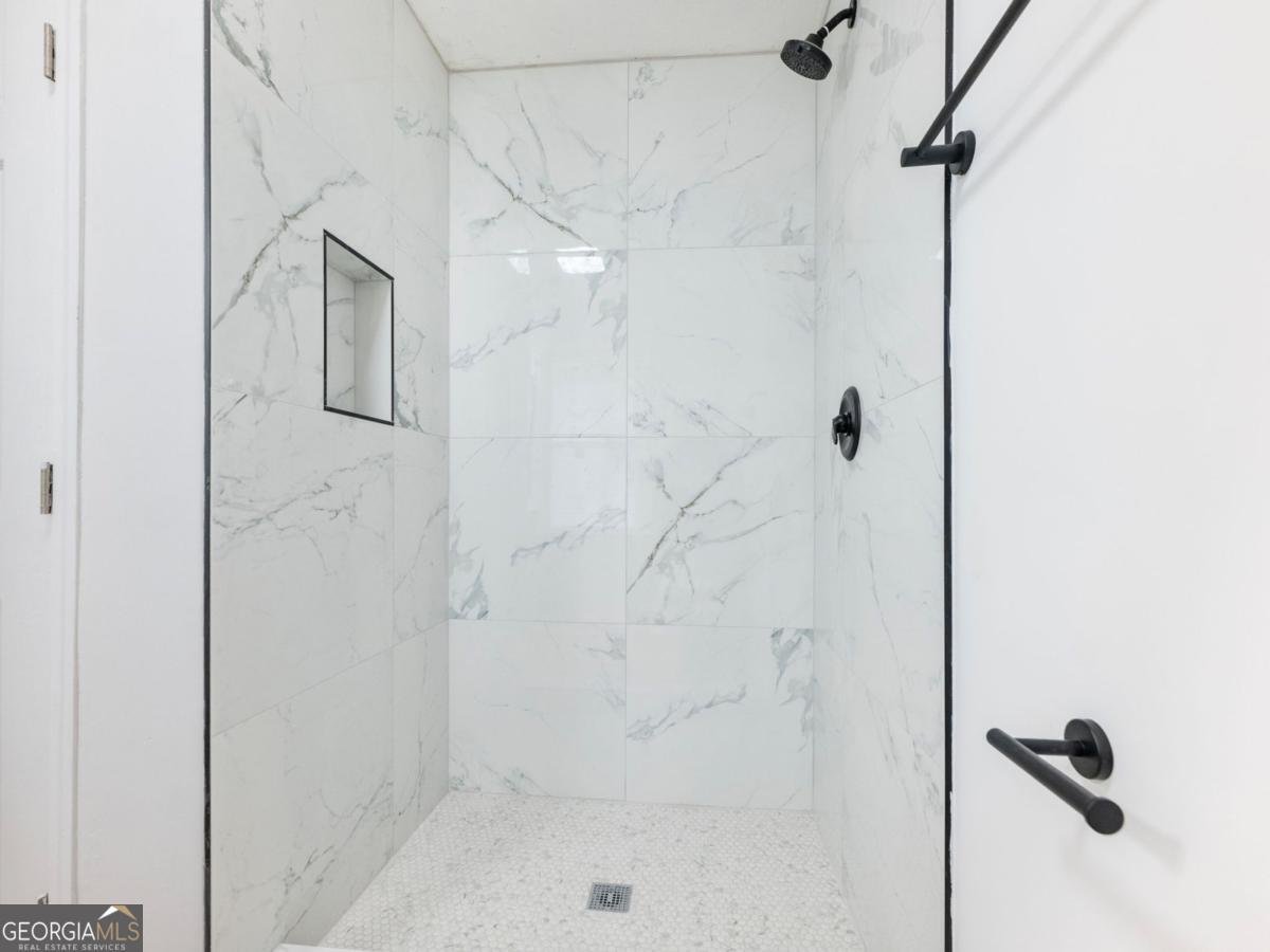 3300 Renoir Court Decatur - 26
