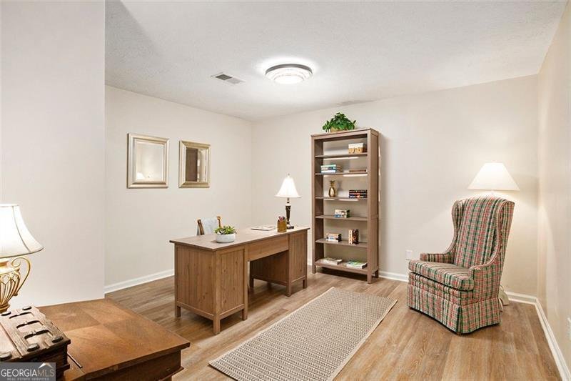 4204 D'Youville Brookhaven - 18