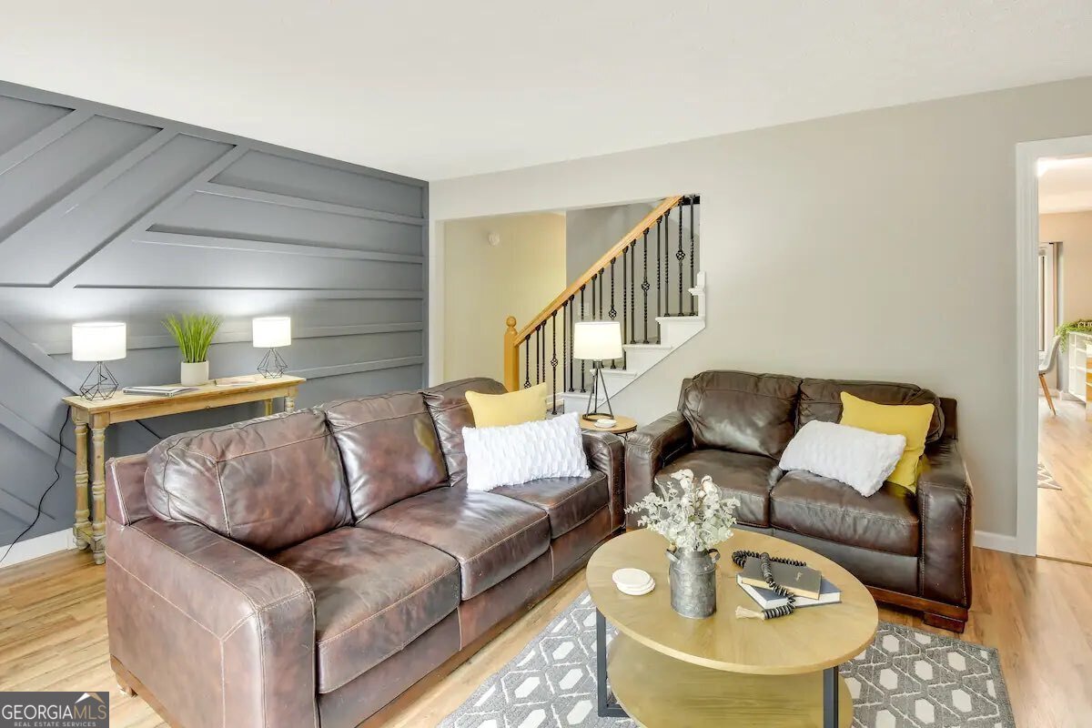 327 Brucken Strasse Helen - 13