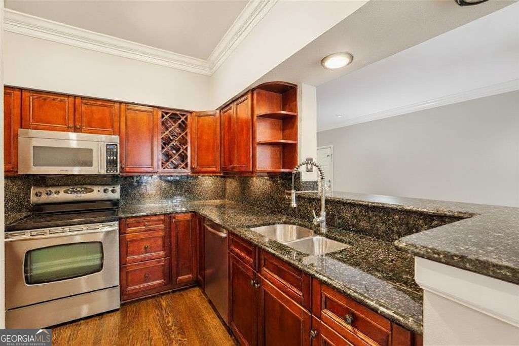 3777 Peachtree Road Brookhaven - 16