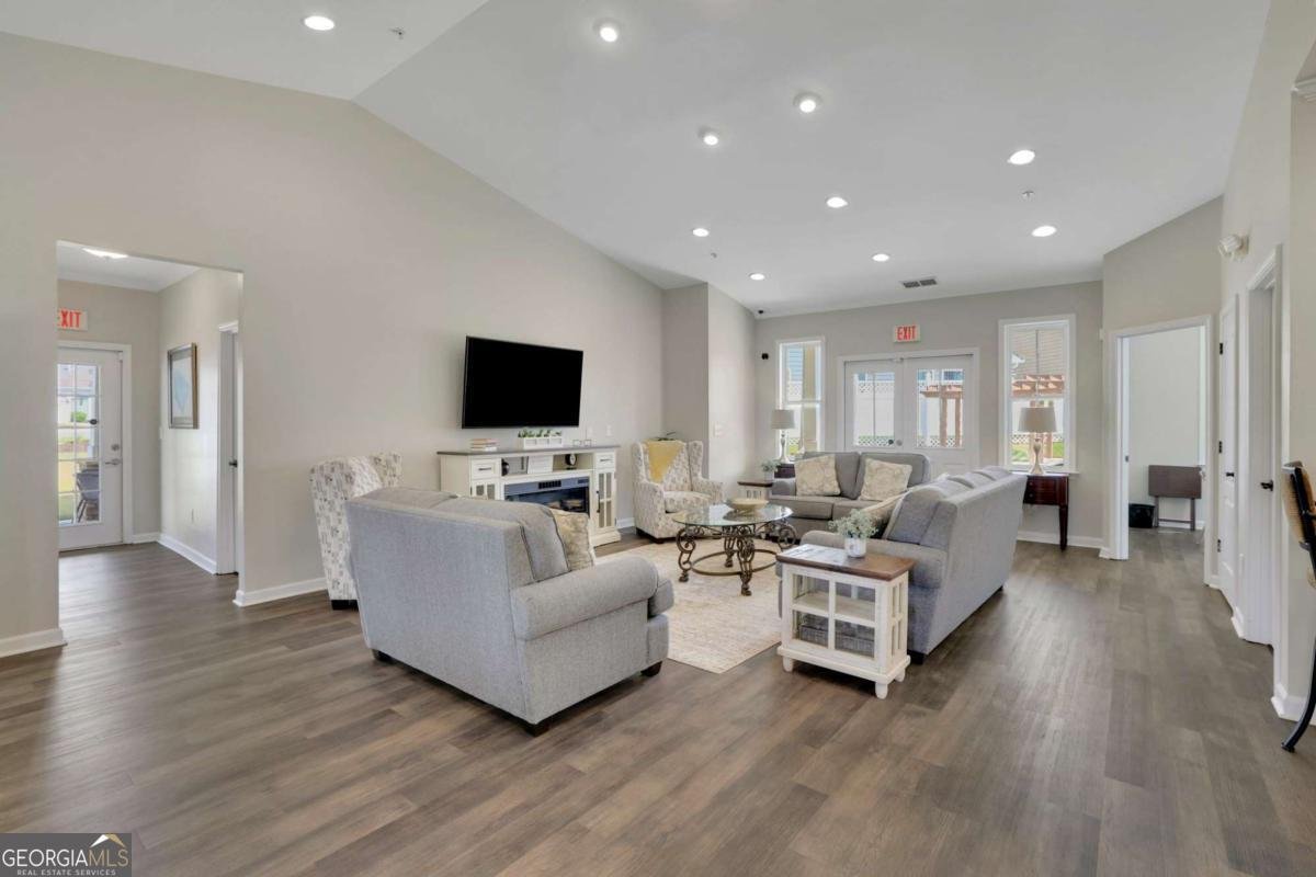 515 Riverview Lane Canton - 7