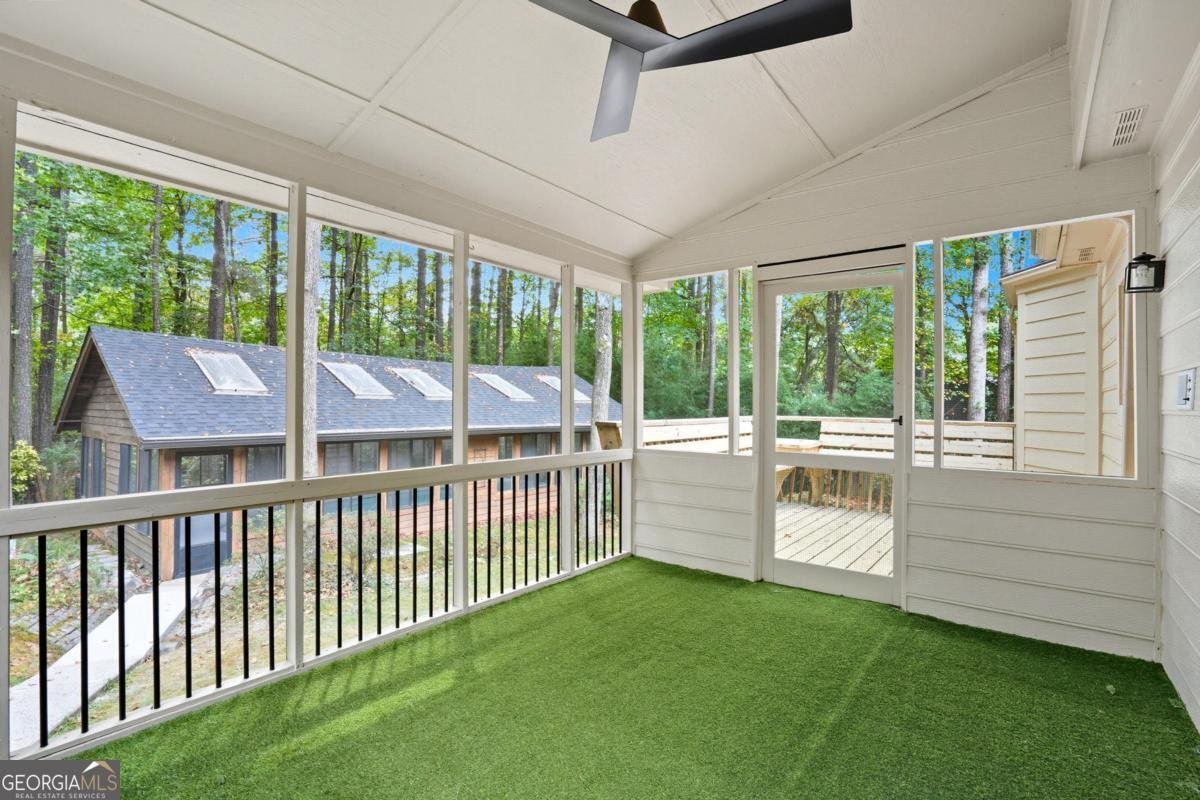 5786 Broxton Circle Peachtree Corners - 38