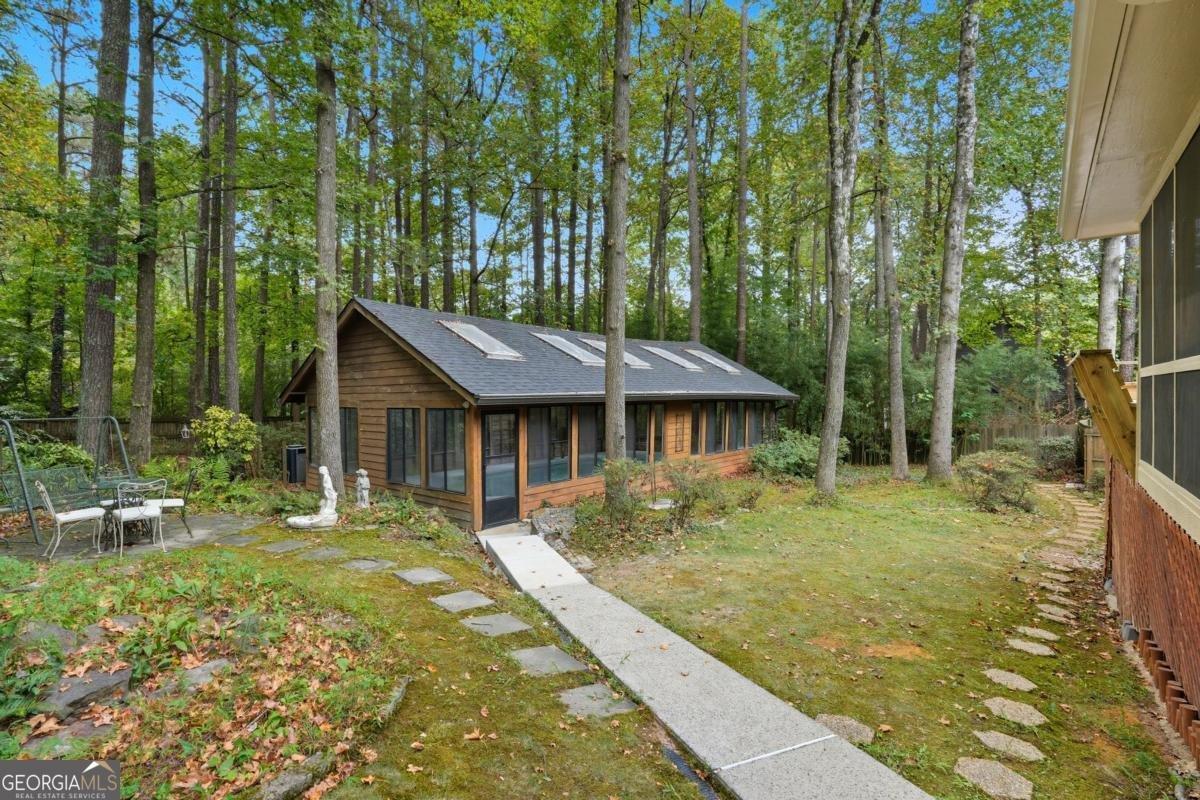 5786 Broxton Circle Peachtree Corners - 40