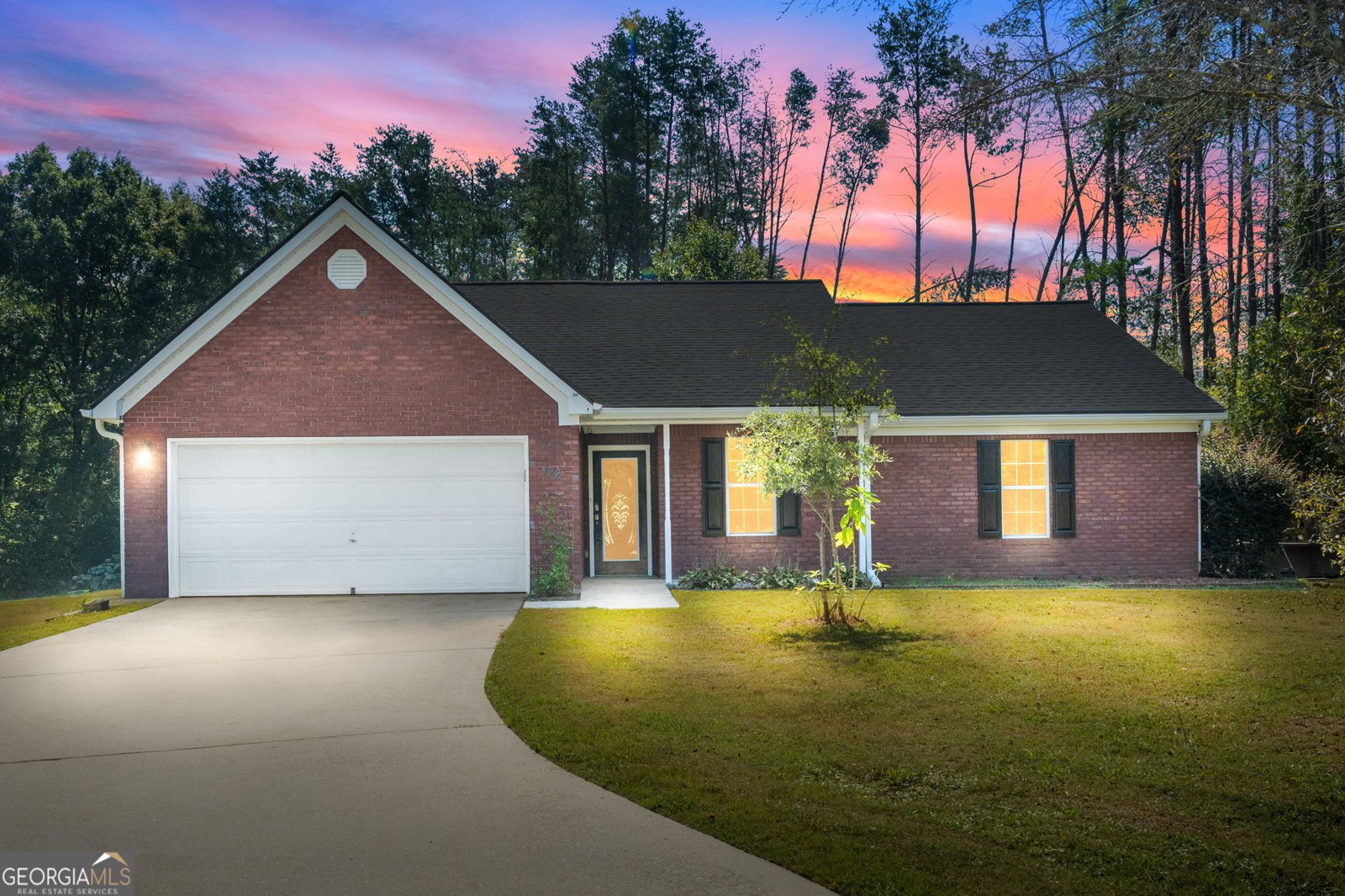 126 Elmwood Drive Hampton - 1
