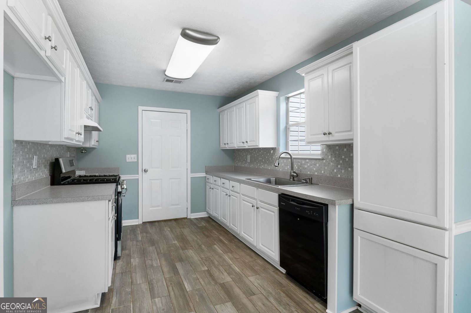 126 Elmwood Drive Hampton - 10