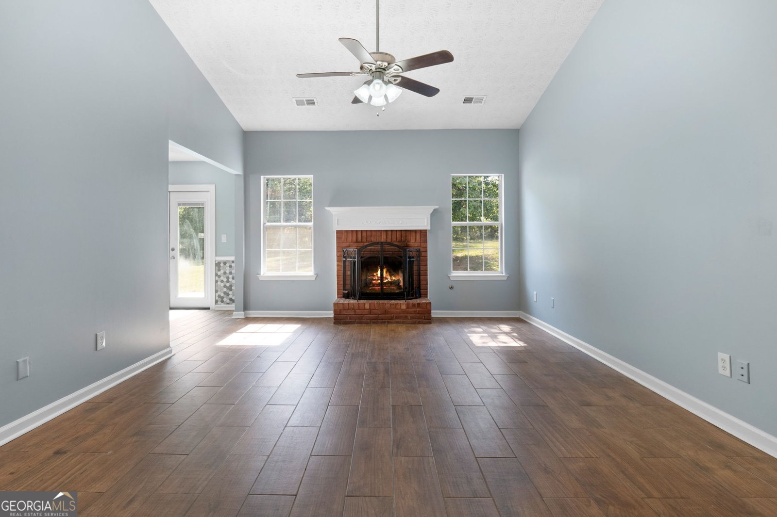 126 Elmwood Drive Hampton - 6