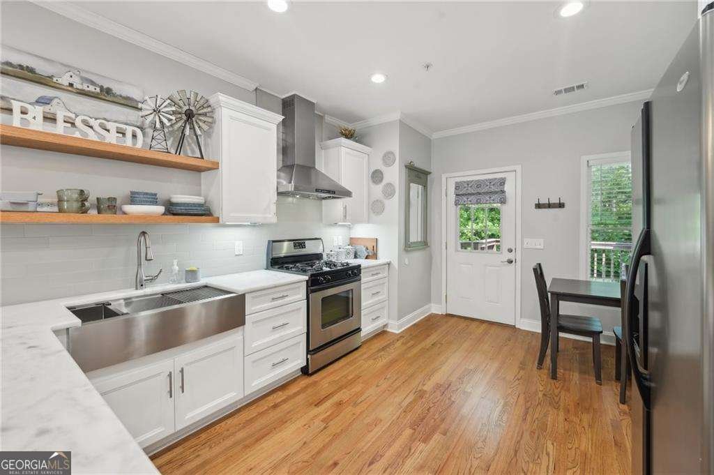 734 Frasier Circle Marietta - 6