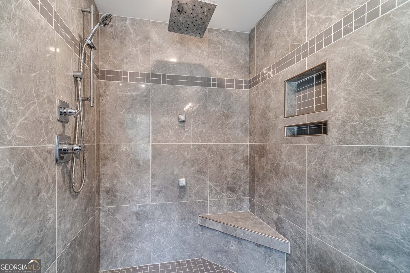 2207 Windsor Drive Snellville - 9