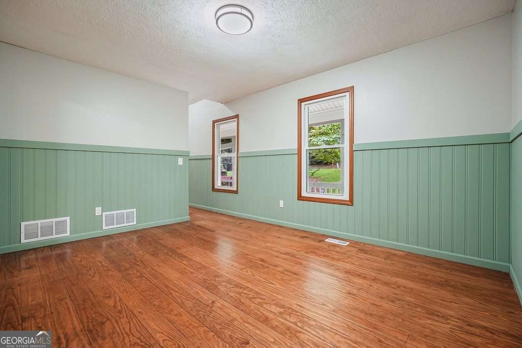 1162 Rolling Green Drive Acworth - 1