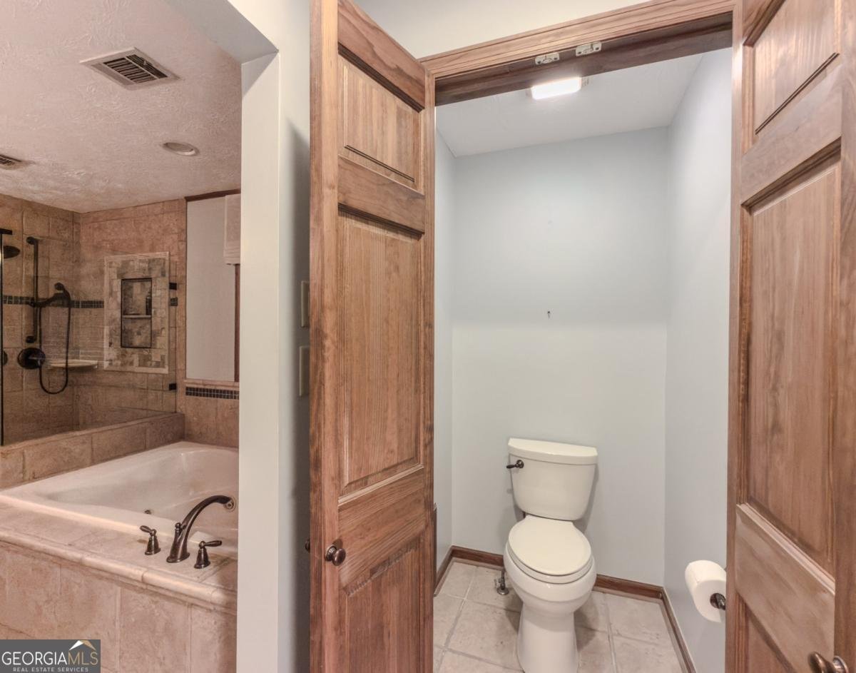 3100 Buckboard Trail Stone Mountain - 32
