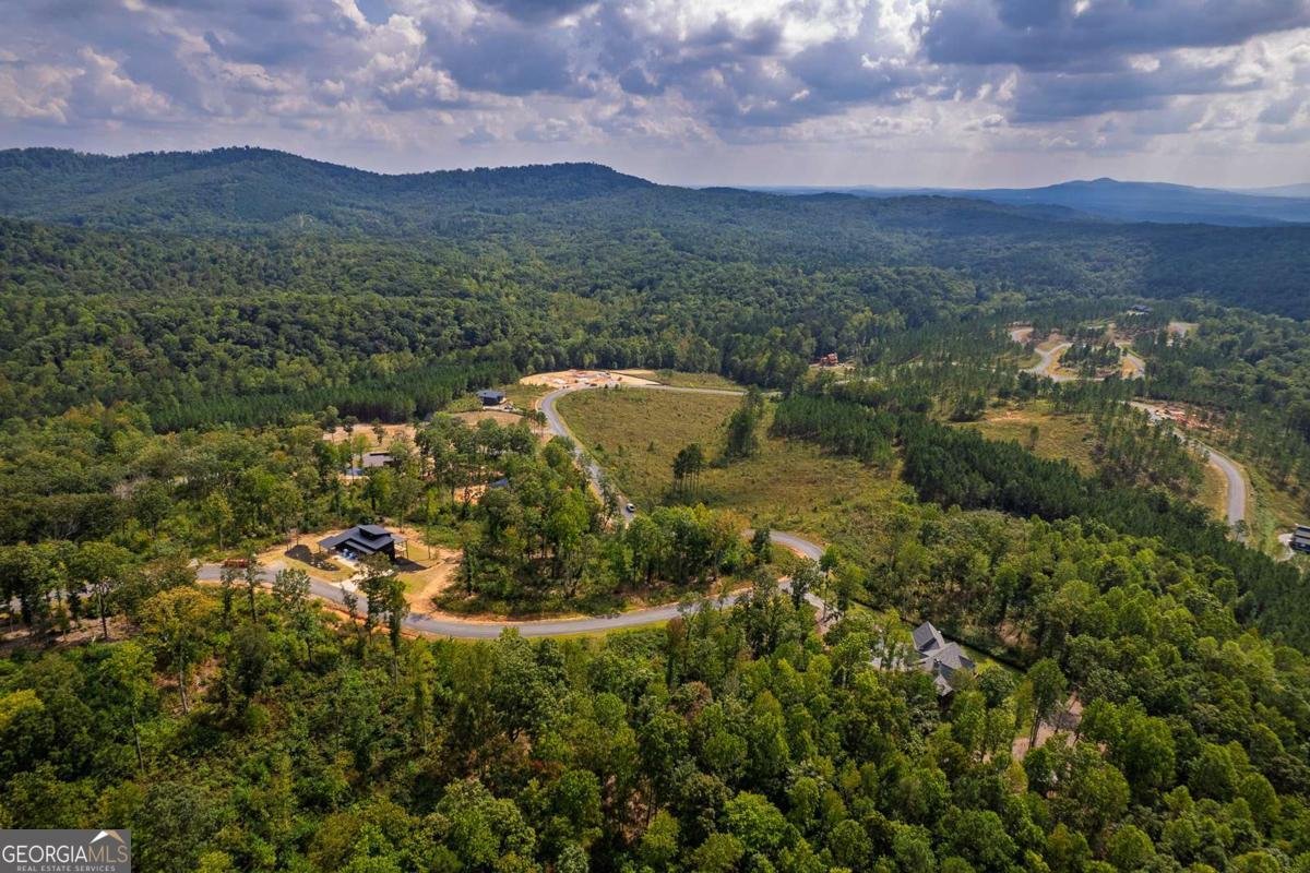 LT 275 Highgrove Drive Talking Rock - 14