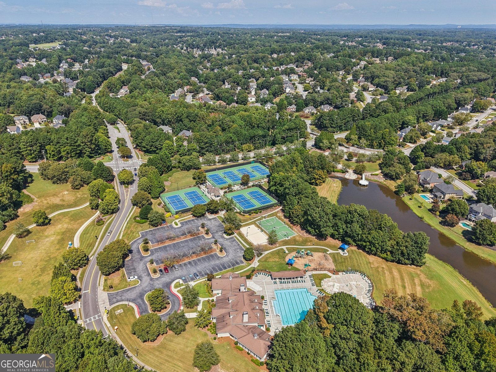 1712 Heathermoor Way Dacula - 36