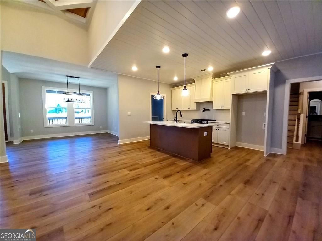 136 Rainey Road Temple - 27