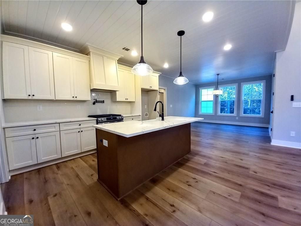 136 Rainey Road Temple - 31