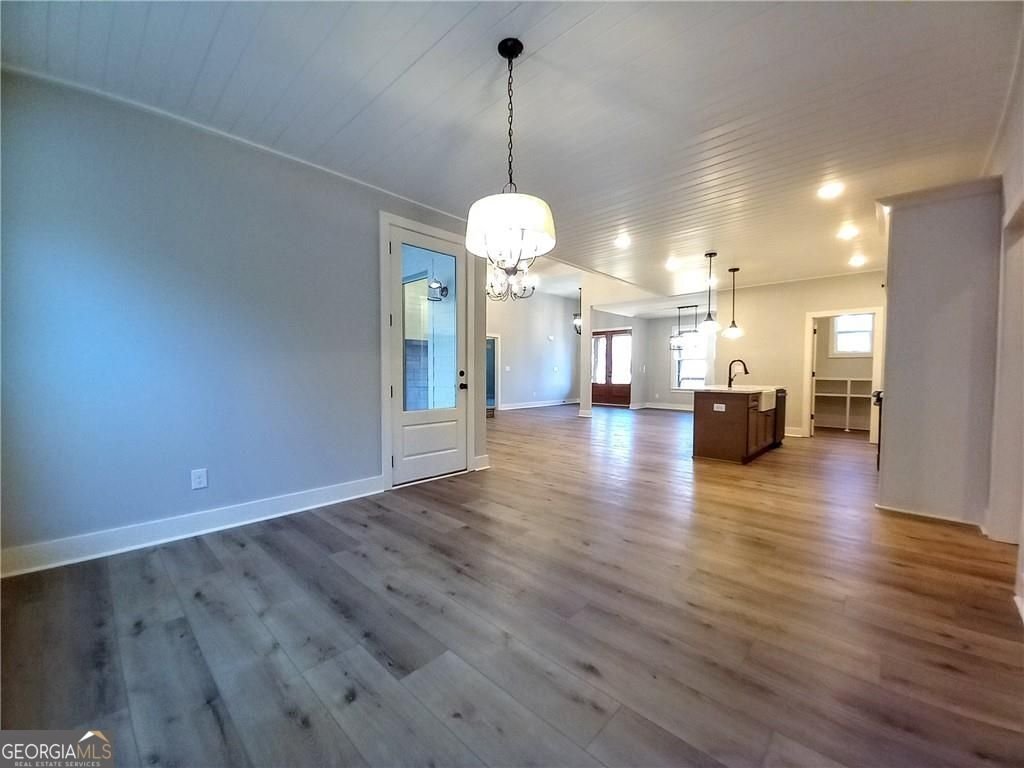 136 Rainey Road Temple - 36