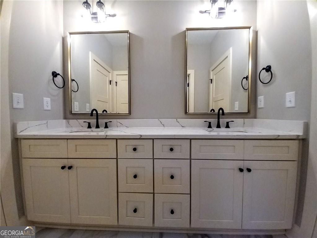 136 Rainey Road Temple - 65