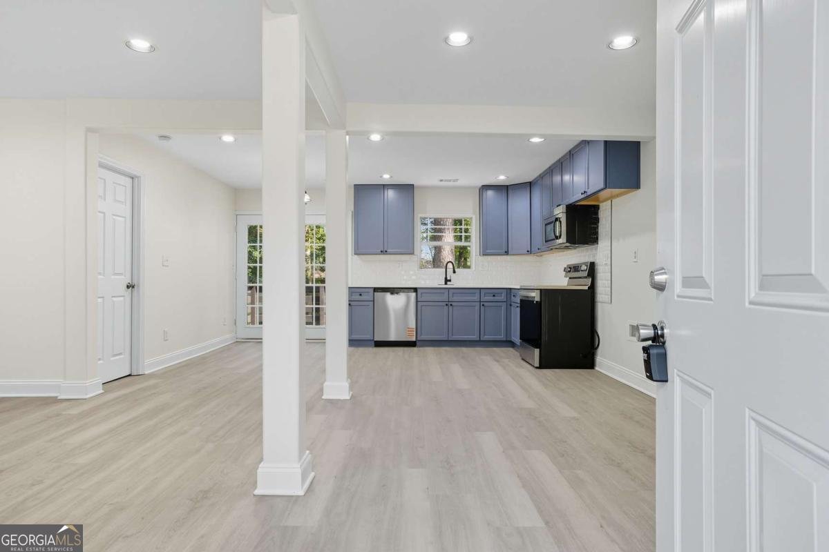 2461 Old Colony Road Atlanta - 3