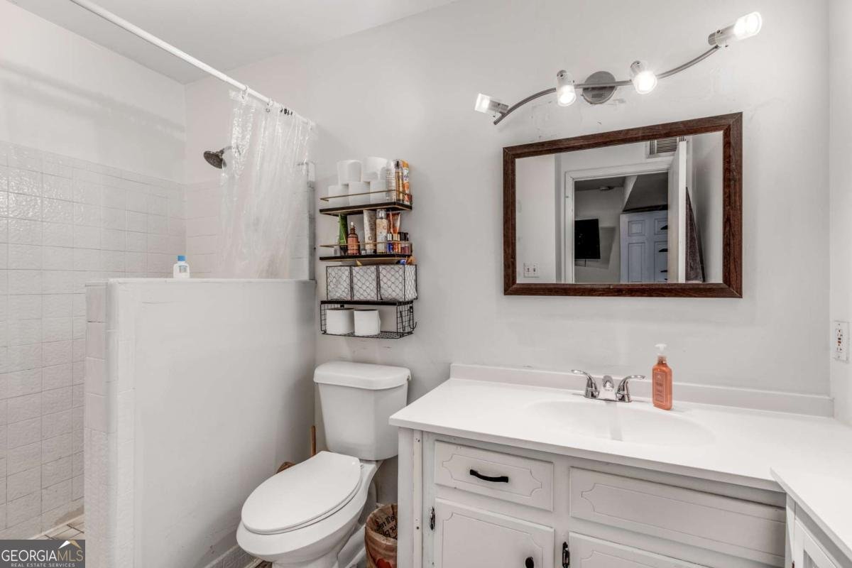 1101 De Leon Drive Clarkston - 17