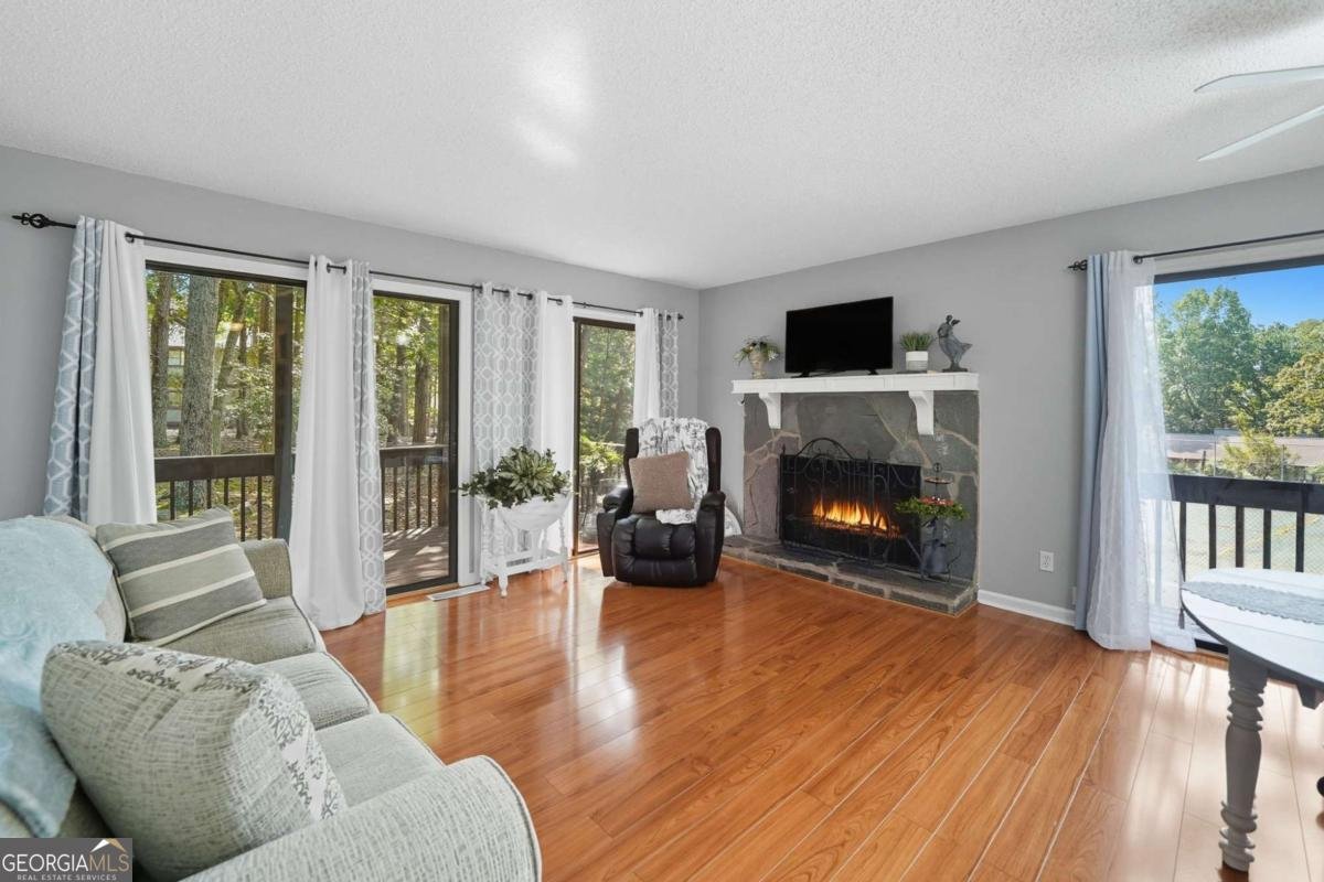 2402 Fairway Oaks Waleska - 16