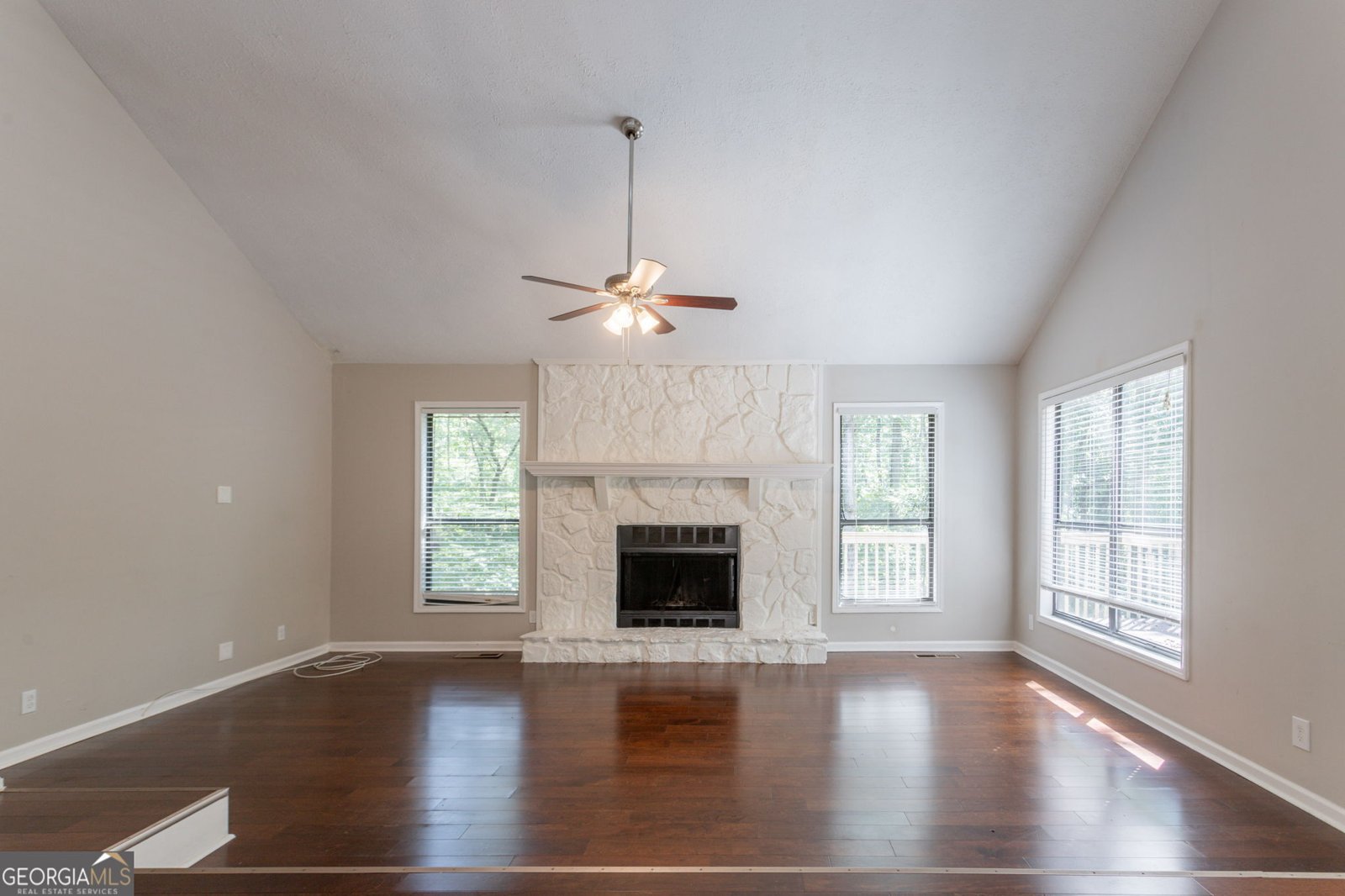 440 Julie Anne Way Woodstock - 10