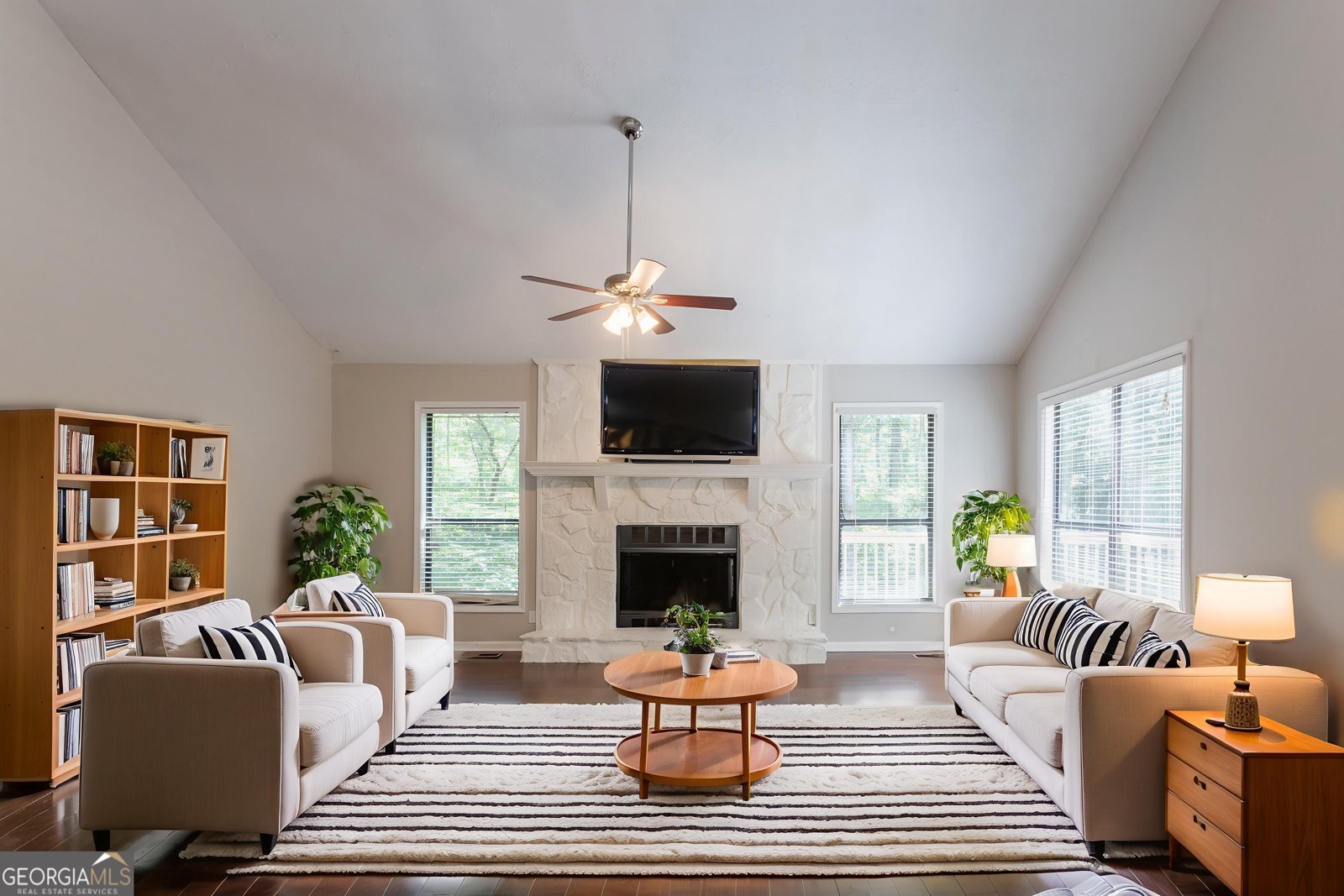 440 Julie Anne Way Woodstock - 4