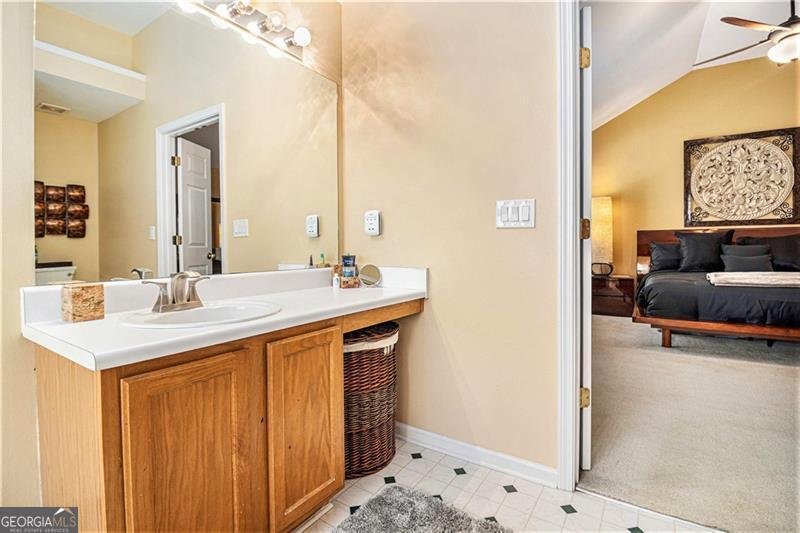 2437 Charleston Pointe Court Atlanta - 8