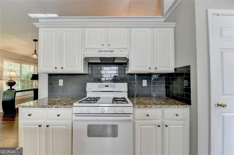 3134 VICTORIA PARK Lane Buford - 19