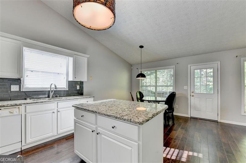 3134 VICTORIA PARK Lane Buford - 20