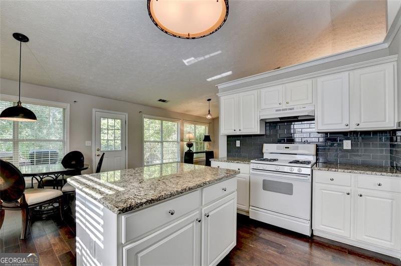 3134 VICTORIA PARK Lane Buford - 22