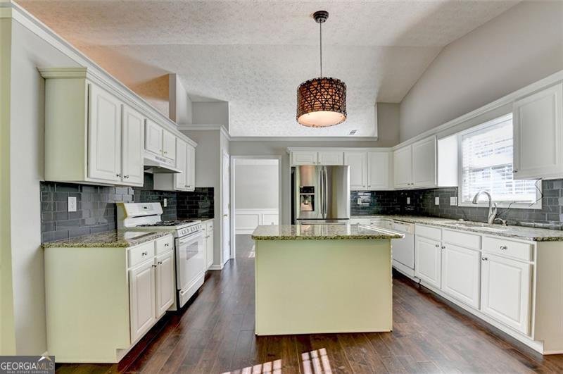 3134 VICTORIA PARK Lane Buford - 25