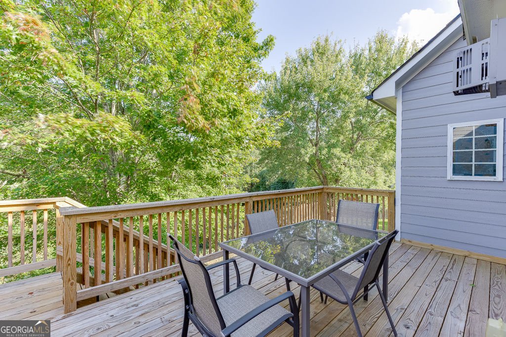 7804 Keepsake Lane Flowery Branch - 42