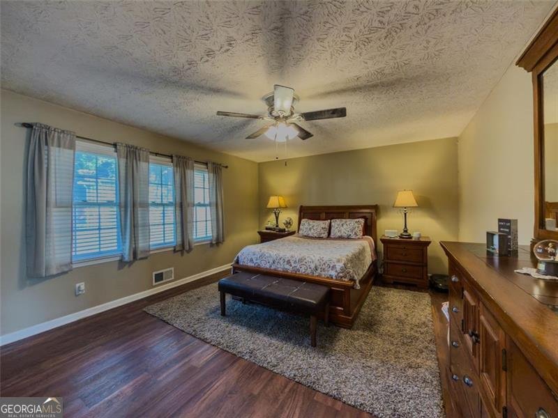 2256 WINDSOR Drive Snellville - 24