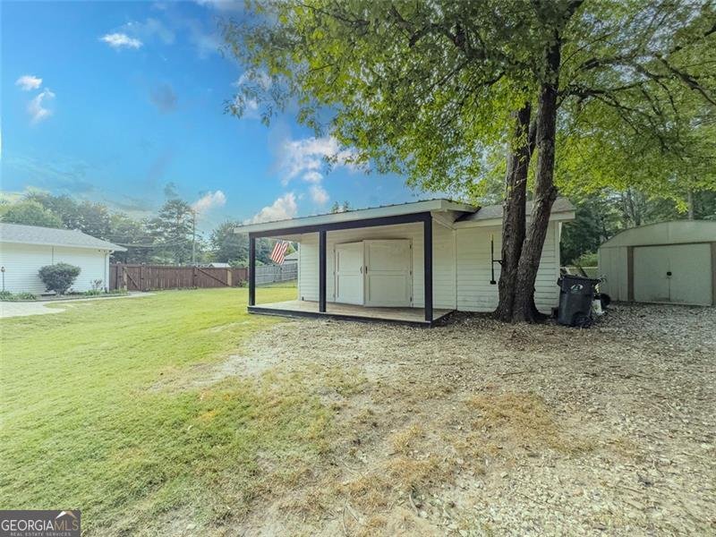 2256 WINDSOR Drive Snellville - 34