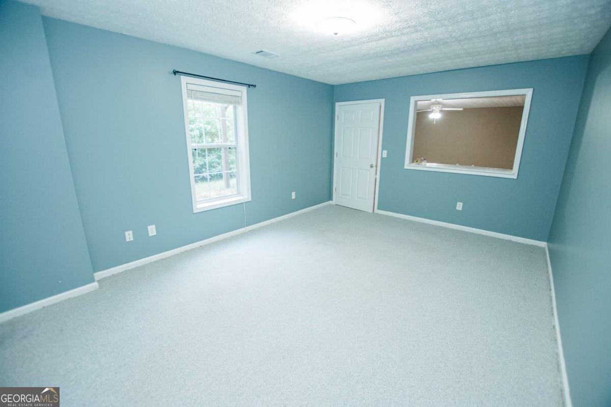 903 Kendall Park Drive Winder - 16