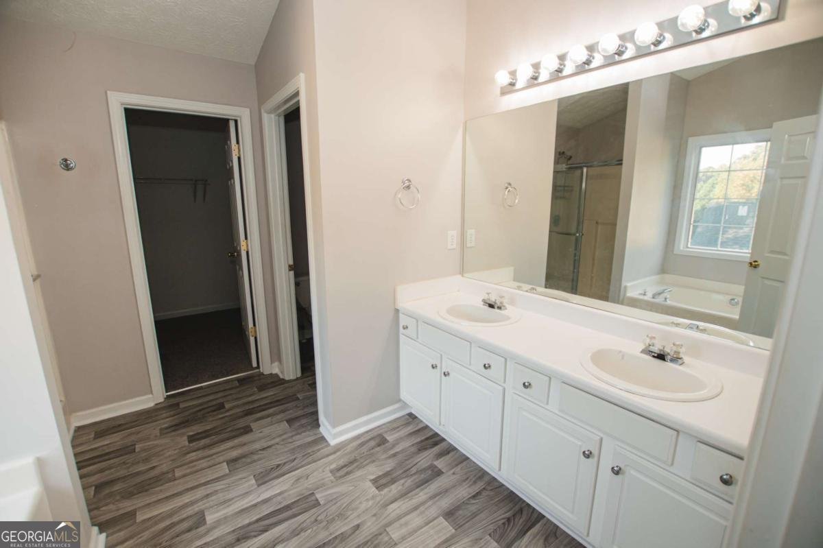 903 Kendall Park Drive Winder - 4