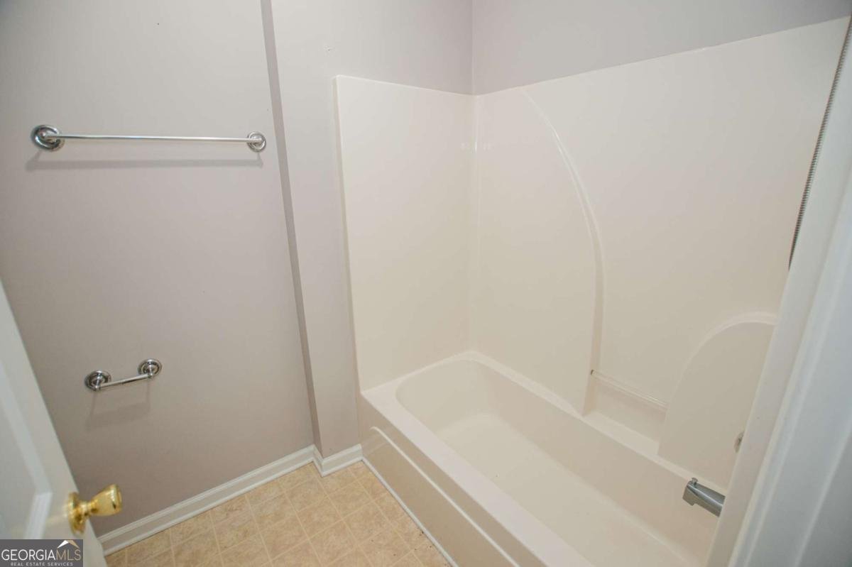 903 Kendall Park Drive Winder - 9