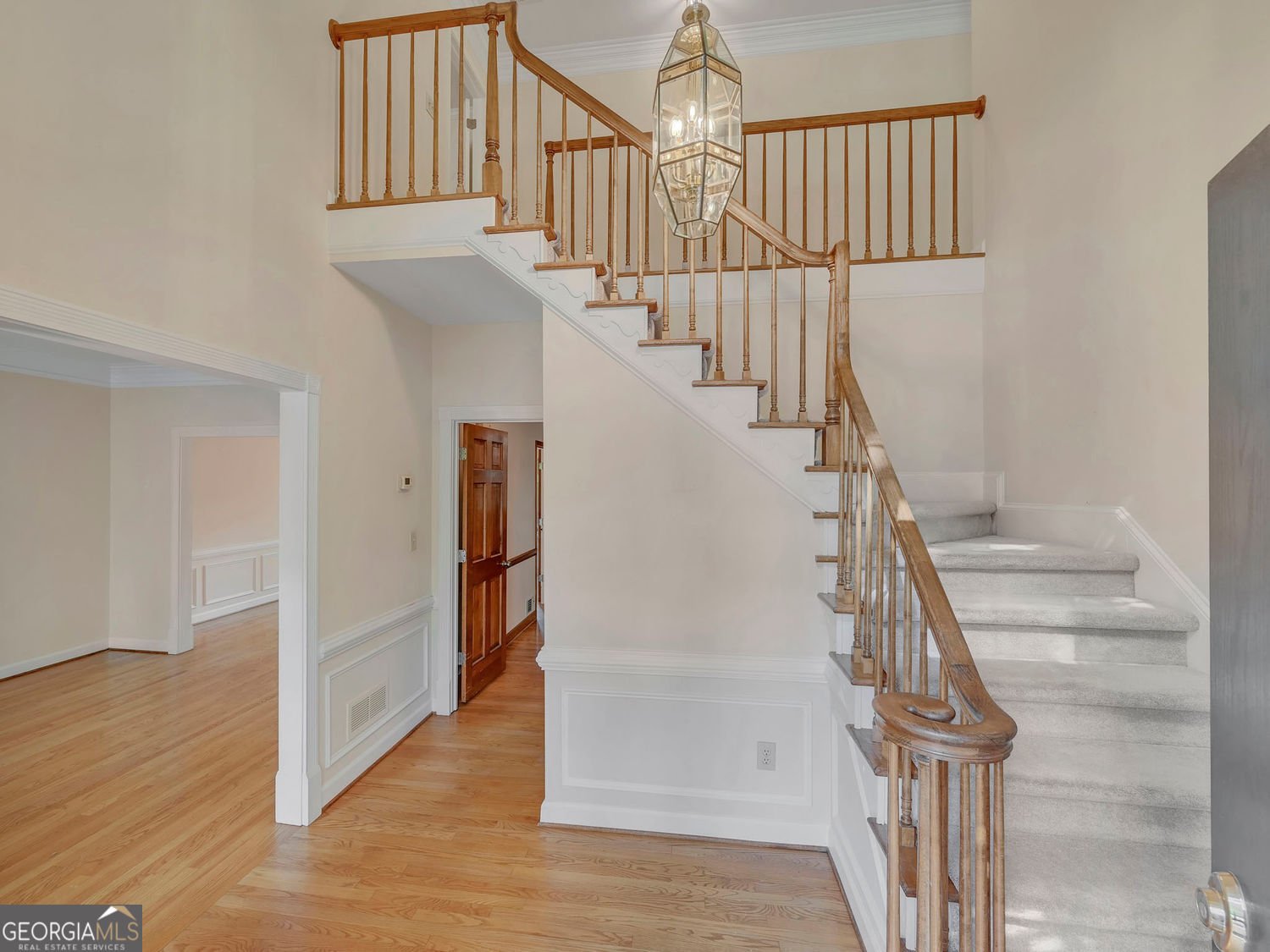 1020 Summer Oaks Close Roswell - 1