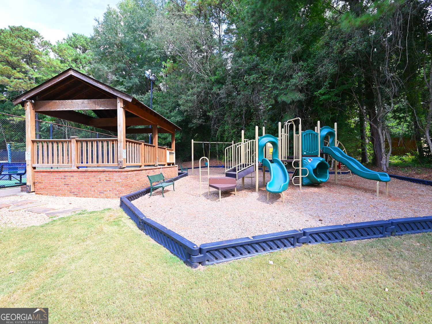 1020 Summer Oaks Close Roswell - 34