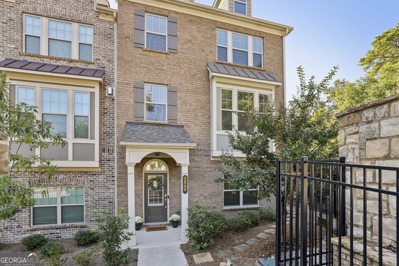 2530 Clairebrooke Bend Atlanta - 1