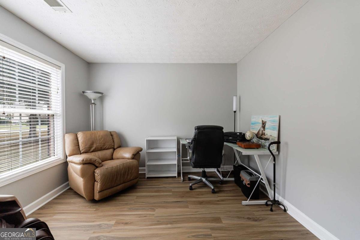 3536 Bridle Brook Drive Auburn - 23