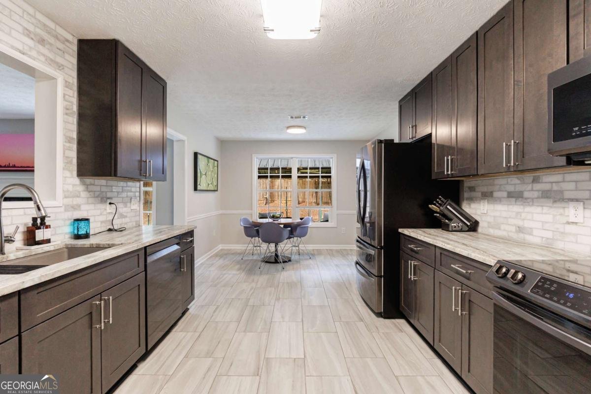 3536 Bridle Brook Drive Auburn - 38