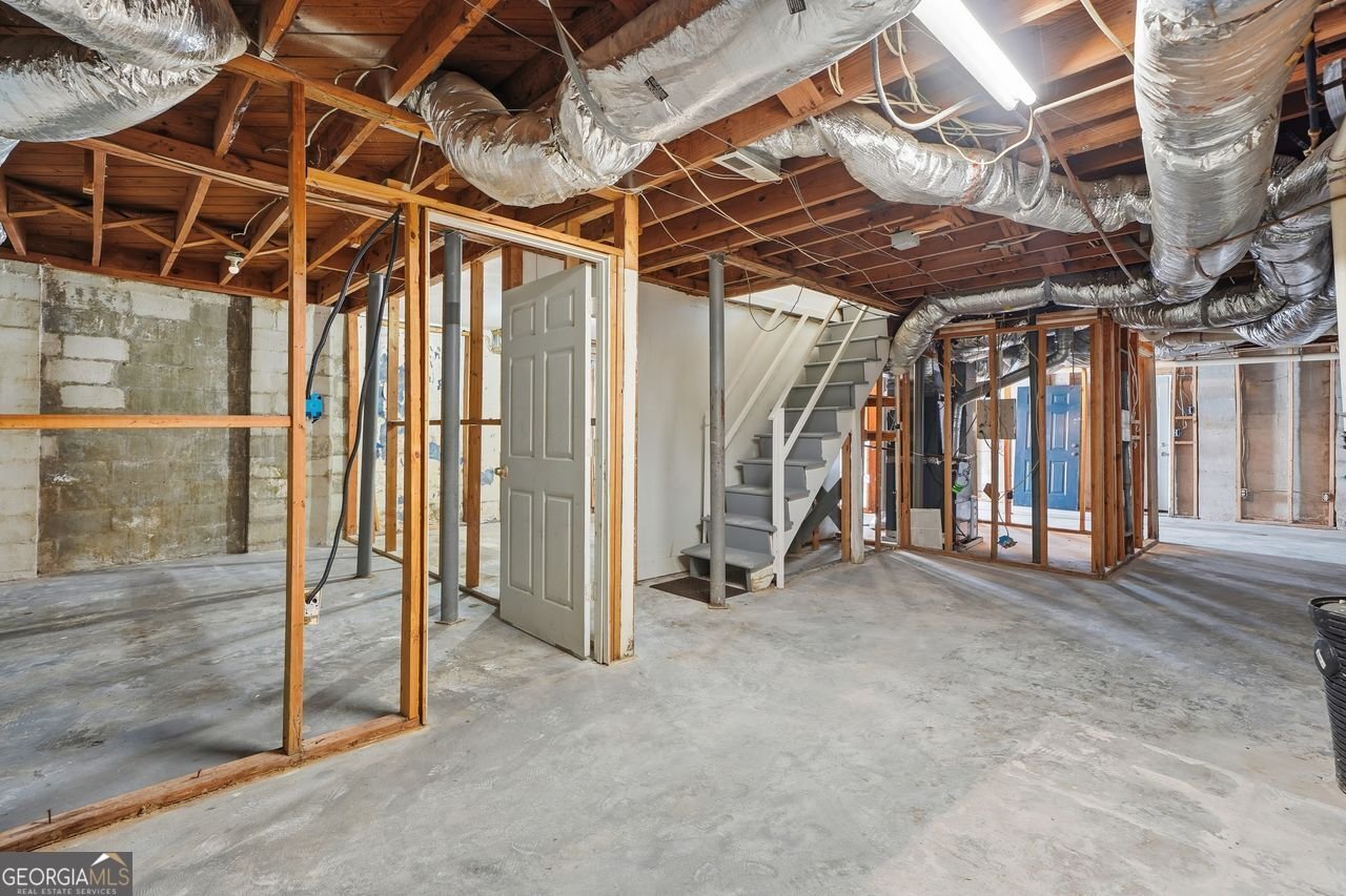 2564 RIGGS Drive Atlanta - 24